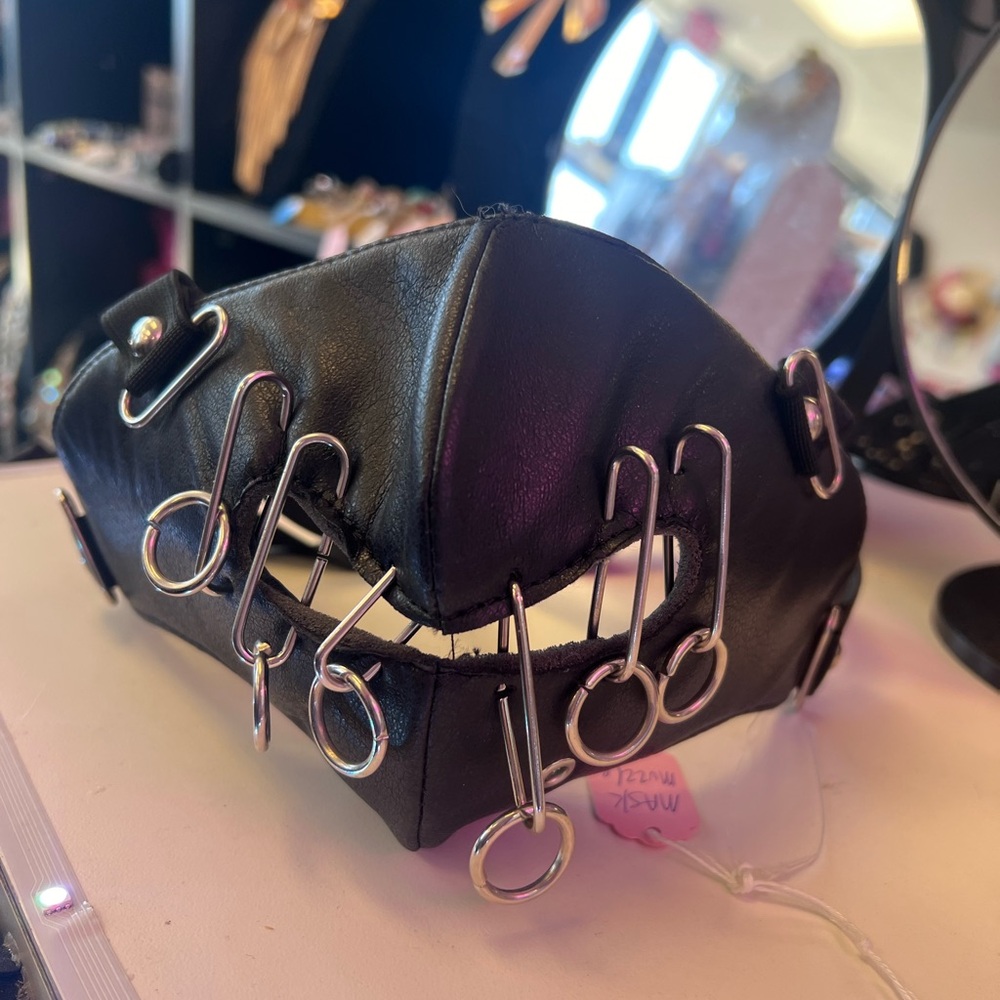 Mask muzzle